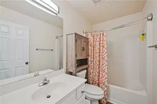 2706 Heathrow Dr, Lawrenceville, GA 30043 - Photo 22