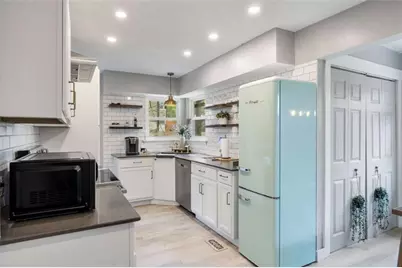 455 Warren Street, Rossville, GA 30741 - Photo 8