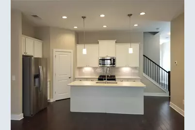 5728 Taylor Way, Atlanta, GA 30342 - Photo 4