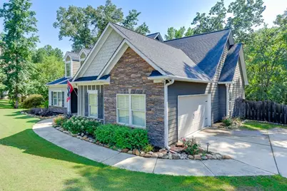 2858 Shadowstone Way, Winder, GA 30680 - Photo 2