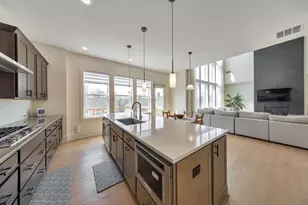 950 Keystone Dr, Woodstock, GA 30188 - Photo 8