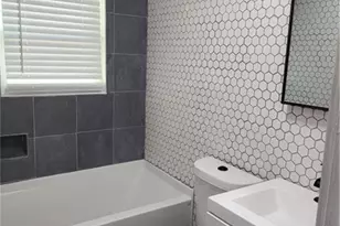 1040 Garibaldi St SW, Atlanta, GA 30310 - Photo 6