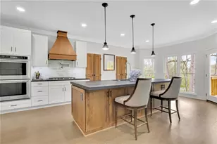 5380 Castlebrooke Crossing Dr, Cumming, GA 30040 - Photo 8