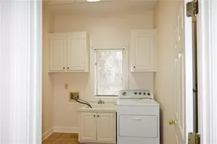 1402 Bromley Dr SE, Snellville, GA 30078 - Photo 56