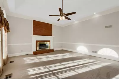 1402 Bromley Drive SE, Snellville, GA 30078 - Photo 10