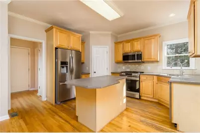 8670 Woodland View Drive, Gainesville, GA 30506 - Photo 10