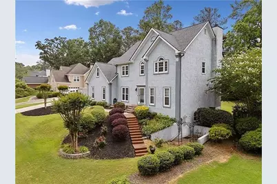 5711 Brynwood Circle NW, Acworth, GA 30101 - Photo 2