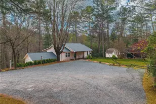 365 Quarles Ln, Ellijay, GA 30540 - Photo 2