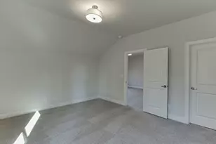 1833 Piney Bend Dr, Buford, GA 30518 - Photo 40