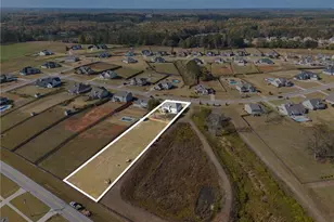 242 Township Dr, Senoia, GA 30276 - Photo 38