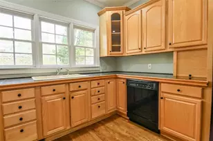 8384 Fairway Dr, Covington, GA 30014 - Photo 36