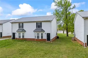 147 Westchester Cir, Athens, GA 30606 - Photo 2