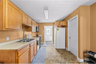147 Westchester Circle, Athens, GA 30606 - Photo 6