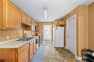 147 Westchester Cir, Athens, GA 30606 - Photo 6