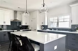 3308 Stillwood Ln, Hapeville, GA 30354 - Photo 4