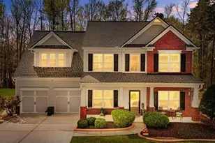 2325 Village Green Dr, Fairburn, GA 30213 - Photo 4