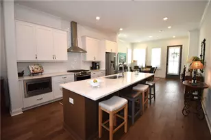 4925 Sealy Cir, Peachtree Corners, GA 30092 - Photo 8