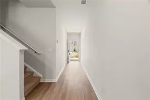 2568 Swan Lake Dr, Grayson, GA 30017 - Photo 4