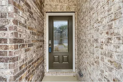 2568 Swan Lake Drive, Grayson, GA 30017 - Photo 2