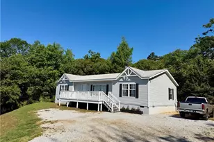 2496 Venture Dr, Gainesville, GA 30506 - Photo 2