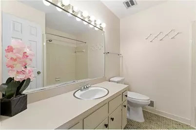 618 Rockborough Drive, Stone Mountain, GA 30083 - Photo 14