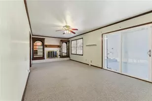 618 Rockborough Dr, Stone Mountain, GA 30083 - Photo 10