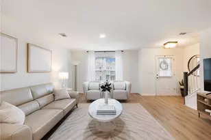 527 Cypher Dr, Suwanee, GA 30024 - Photo 8