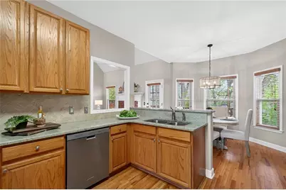 5740 Bryson Lane, Alpharetta, GA 30004 - Photo 12