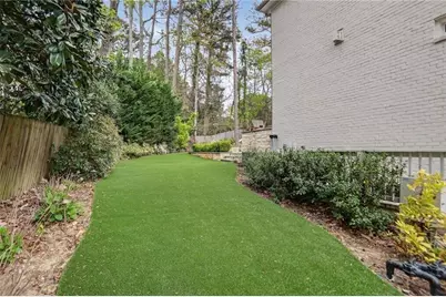 2758 Green Meadows Lane NE, Brookhaven, GA 30319 - Photo 28