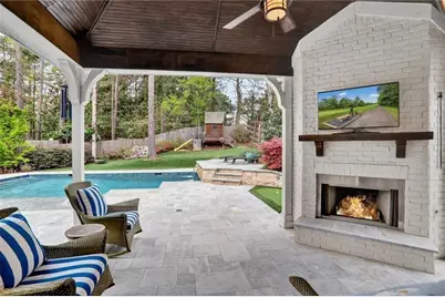 2758 Green Meadows Lane NE, Brookhaven, GA 30319 - Photo 6