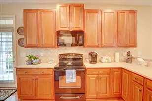 1310 Creek Vista Dr, Cumming, GA 30041 - Photo 20