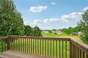 224 Solomon Dr, Ellenwood, GA 30294 - Photo 32