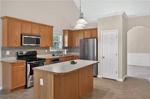 510 Jefferson Walk Cir, Jefferson, GA 30549 - Photo 16