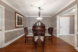 211 Colonial Homes Dr NW, Atlanta, GA 30309 - Photo 8