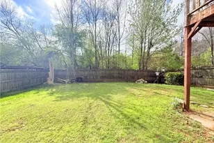 893 Hawthorn Ln, Grayson, GA 30017 - Photo 2