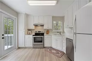 3044 Red Rose Ln, Gainesville, GA 30507 - Photo 16