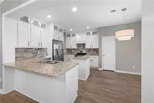 298 S Village Square, Canton, GA 30115 - Photo 4