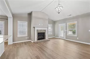 298 S Village Square, Canton, GA 30115 - Photo 10