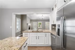 298 S Village Square, Canton, GA 30115 - Photo 6