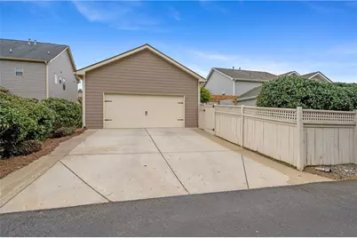 298 S Village Square, Canton, GA 30115 - Photo 28