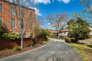 100 Founders Mill Ct, Roswell, GA 30075 - Photo 86