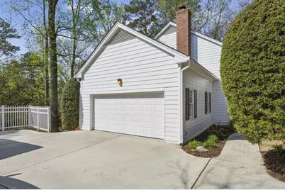 1151 Roxboro Cove NE, Atlanta, GA 30324 - Photo 10