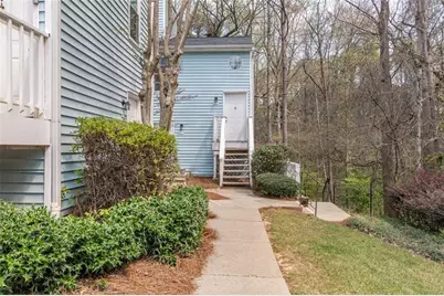 708 Glenleaf Drive, Peachtree Corners, GA 30092 - Photo 2