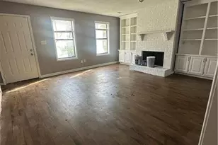 937 Silverwood Dr, Atlanta, GA 30349 - Photo 2