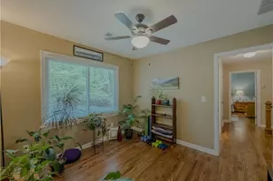 733 Ridgeview Dr SW, Lilburn, GA 30047 - Photo 38