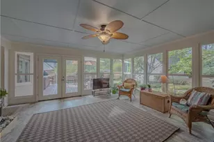 733 Ridgeview Dr SW, Lilburn, GA 30047 - Photo 40