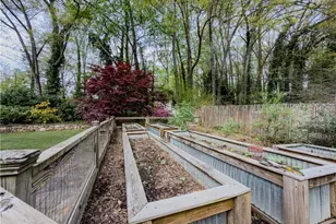 733 Ridgeview Dr SW, Lilburn, GA 30047 - Photo 46