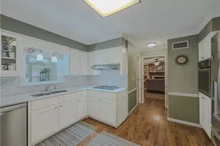 733 Ridgeview Dr SW, Lilburn, GA 30047 - Photo 16