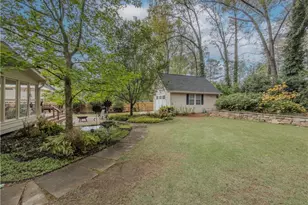 733 Ridgeview Dr SW, Lilburn, GA 30047 - Photo 48