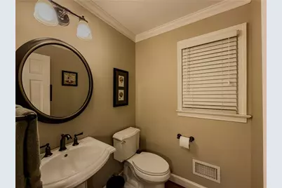 733 Ridgeview Drive SW, Lilburn, GA 30047 - Photo 10